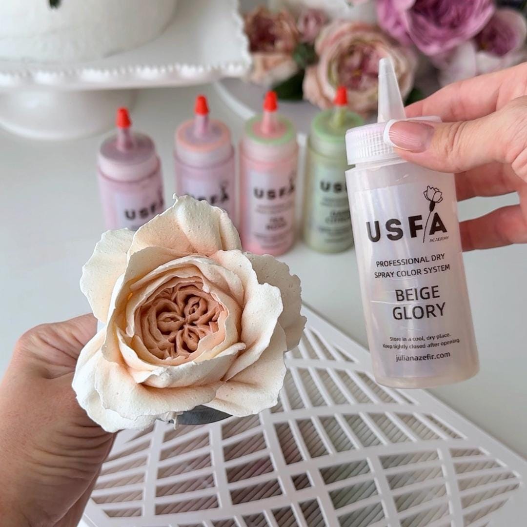 Beige Glory Dry Spray Color System – Airbrush Alternative for Piped Flowers