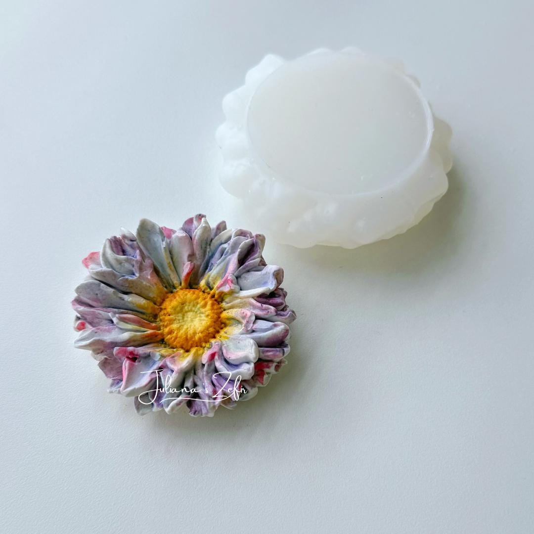 Chrysanthemum Beechcroft Silicone Mold | food grade marshmallow zefir decorating tool
