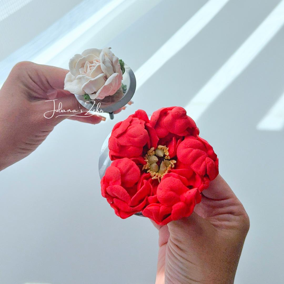 Flower Nail set of 4 for piping zefir flowers, buttercream piping nozzles