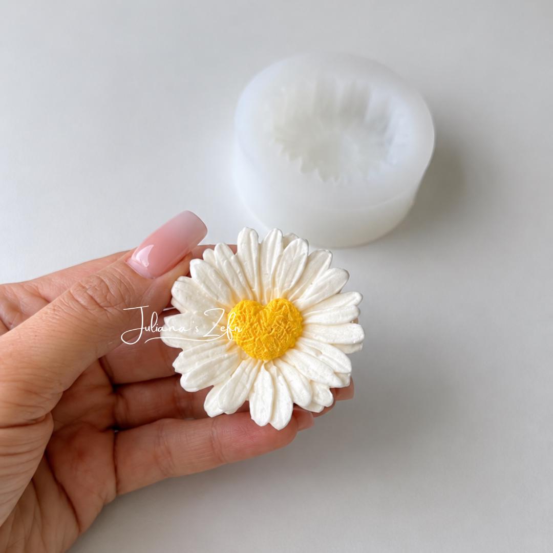 Daisy Heart Silicone Mold | food grade marshmallow zefir decorating tool
