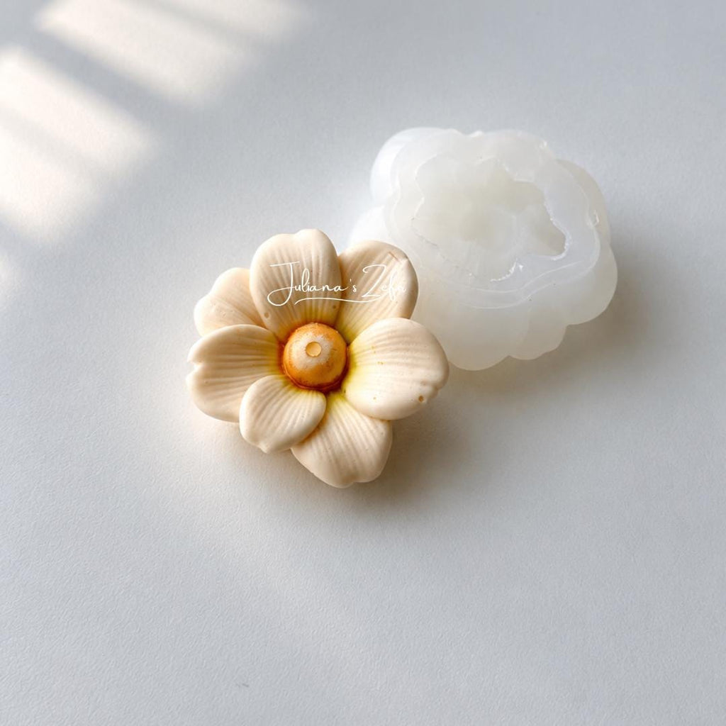 White Daisy Flower Silicone Mold | food grade marshmallow zefir decorating tool