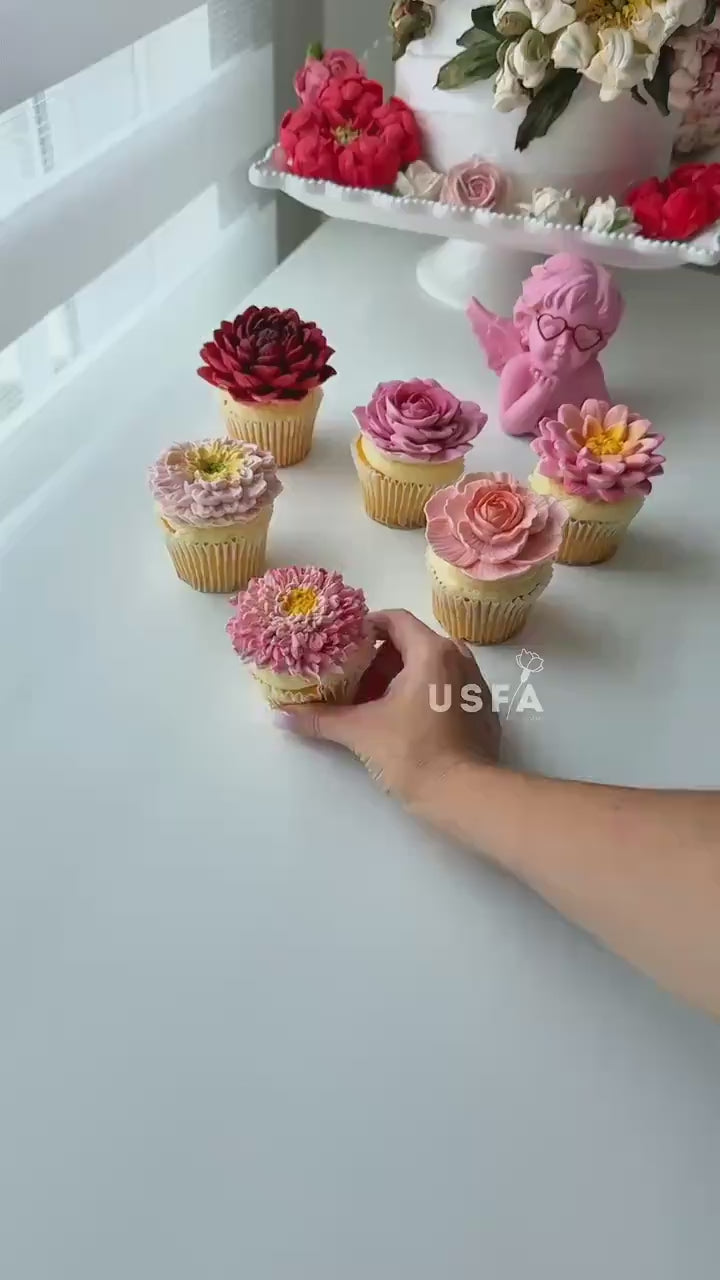 Chrysanthemum Gertrude Silicone Mold | food grade marshmallow zefir decorating tool